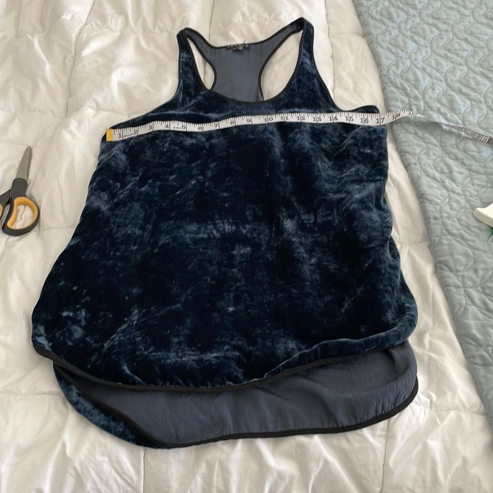 Theory velvet blue, tank top size large